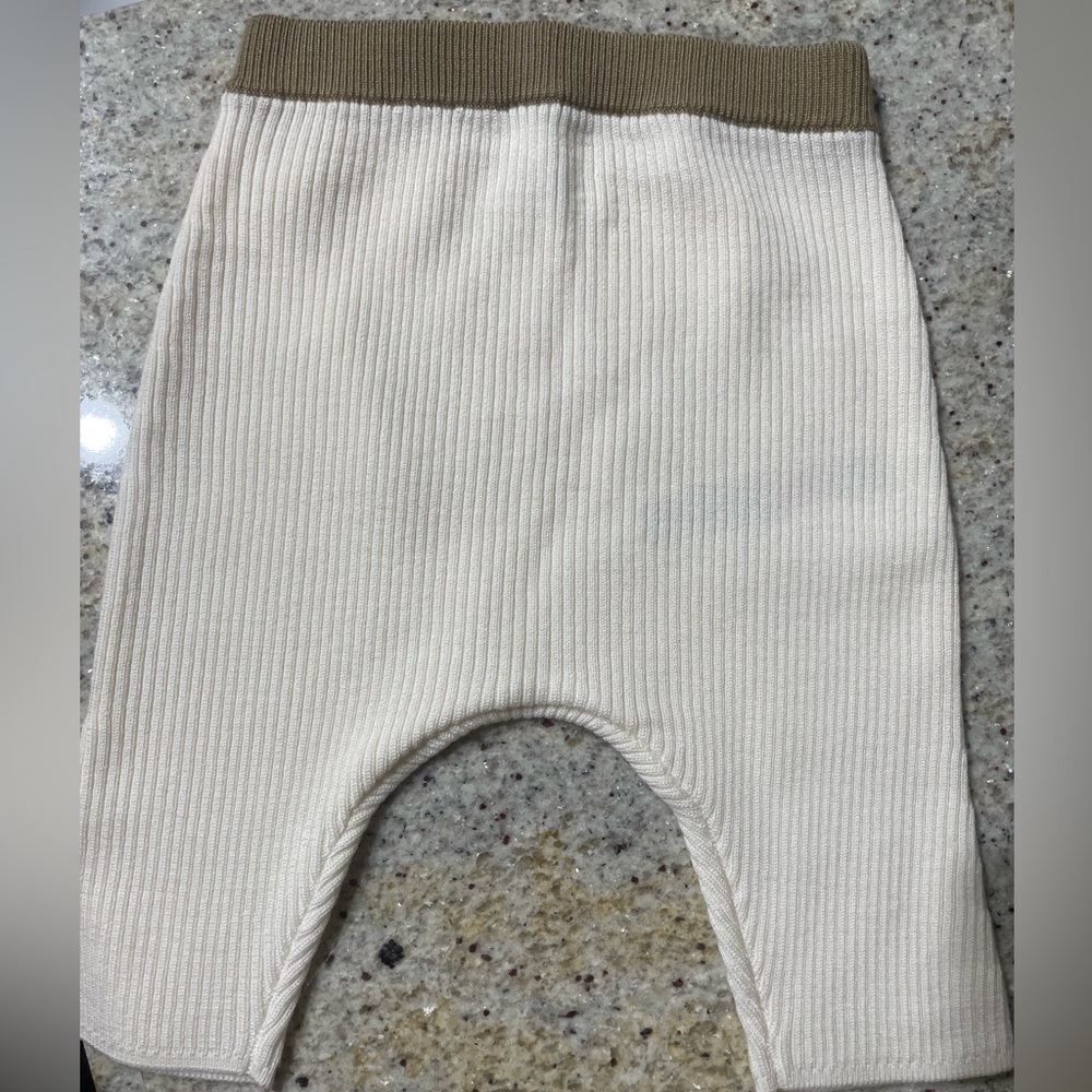 BRAND NEW BURBERRY BABY KNIT PANTS 6M